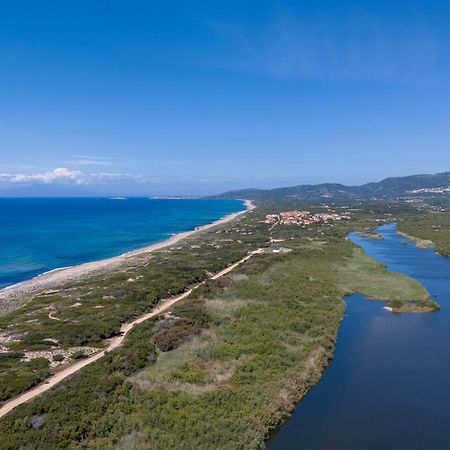 Casa Vacanze Patrizia Valledoria  Exteriör bild
