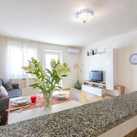 Casa Vacanze Patrizia Valledoria  Exteriör bild