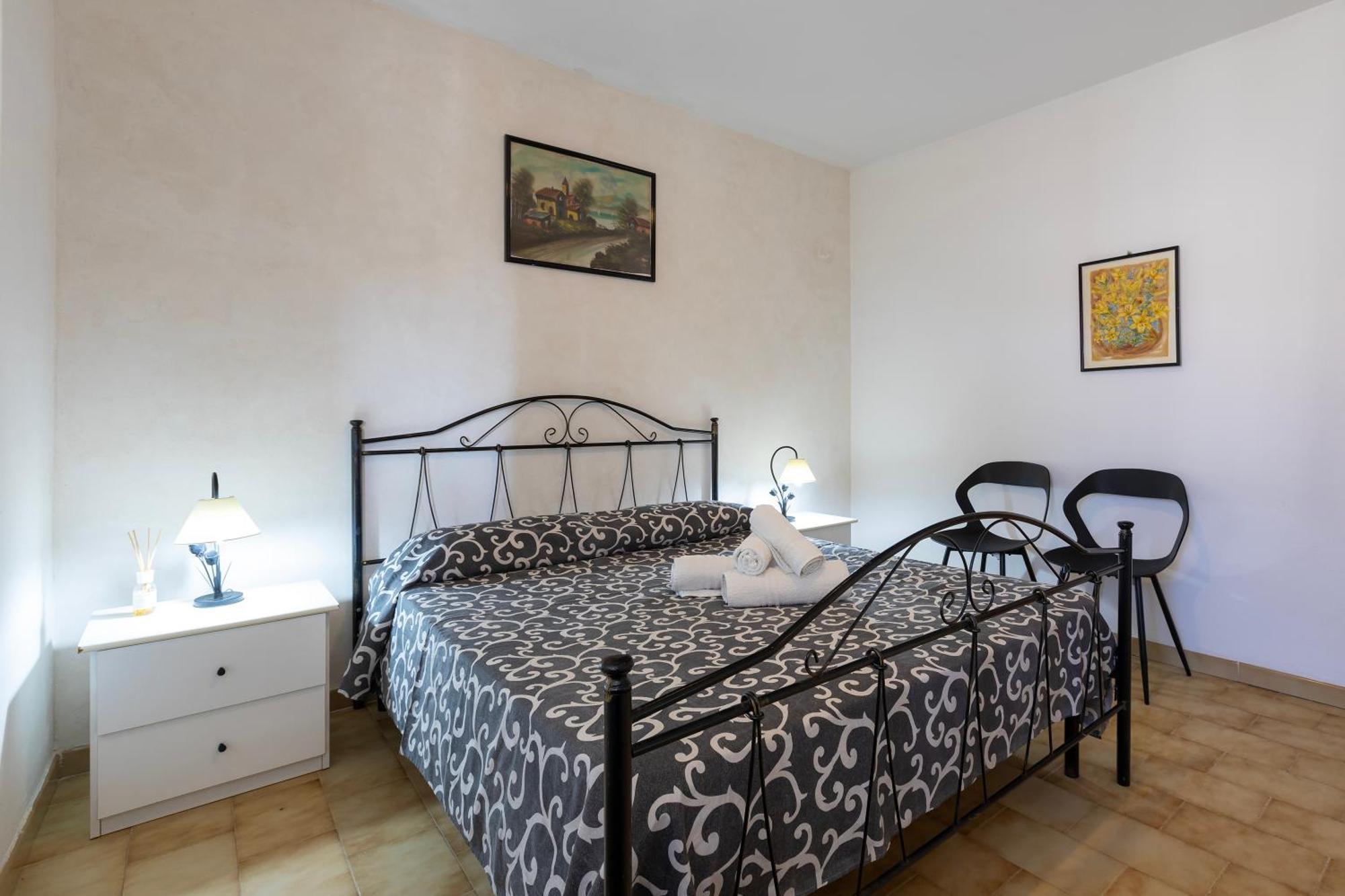 Casa Vacanze Patrizia Valledoria  Exteriör bild
